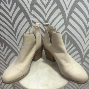 TOMS beige Everly nubuck leather bootie